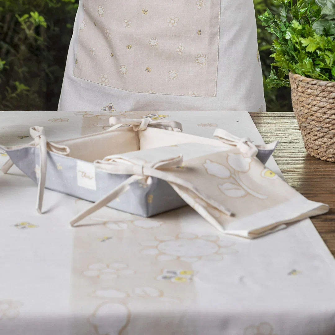 THUN® Set Presina, Strofinaccio e Grembiule con Cestino Elegance Beige - Image 3